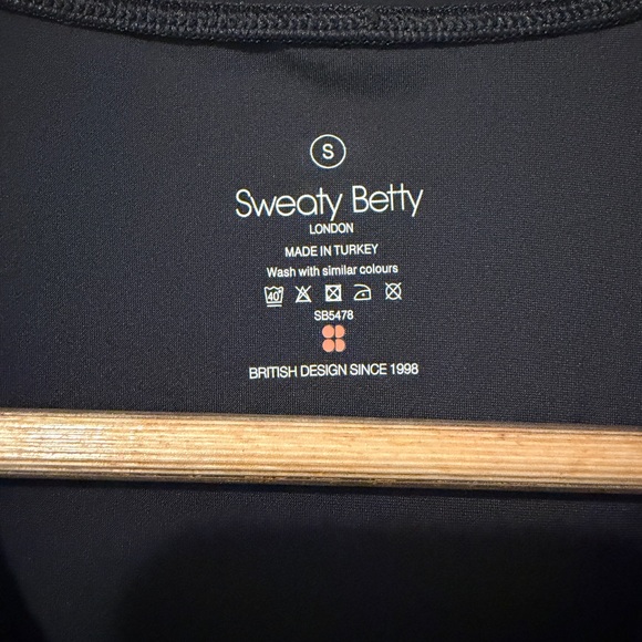 Sweaty Betty Black Explorer Ace Midi Dress - Picture 4 of 10